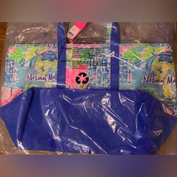 Lilly Pulitzer Lilly loves DC Mercato tote - Picture 8 of 13